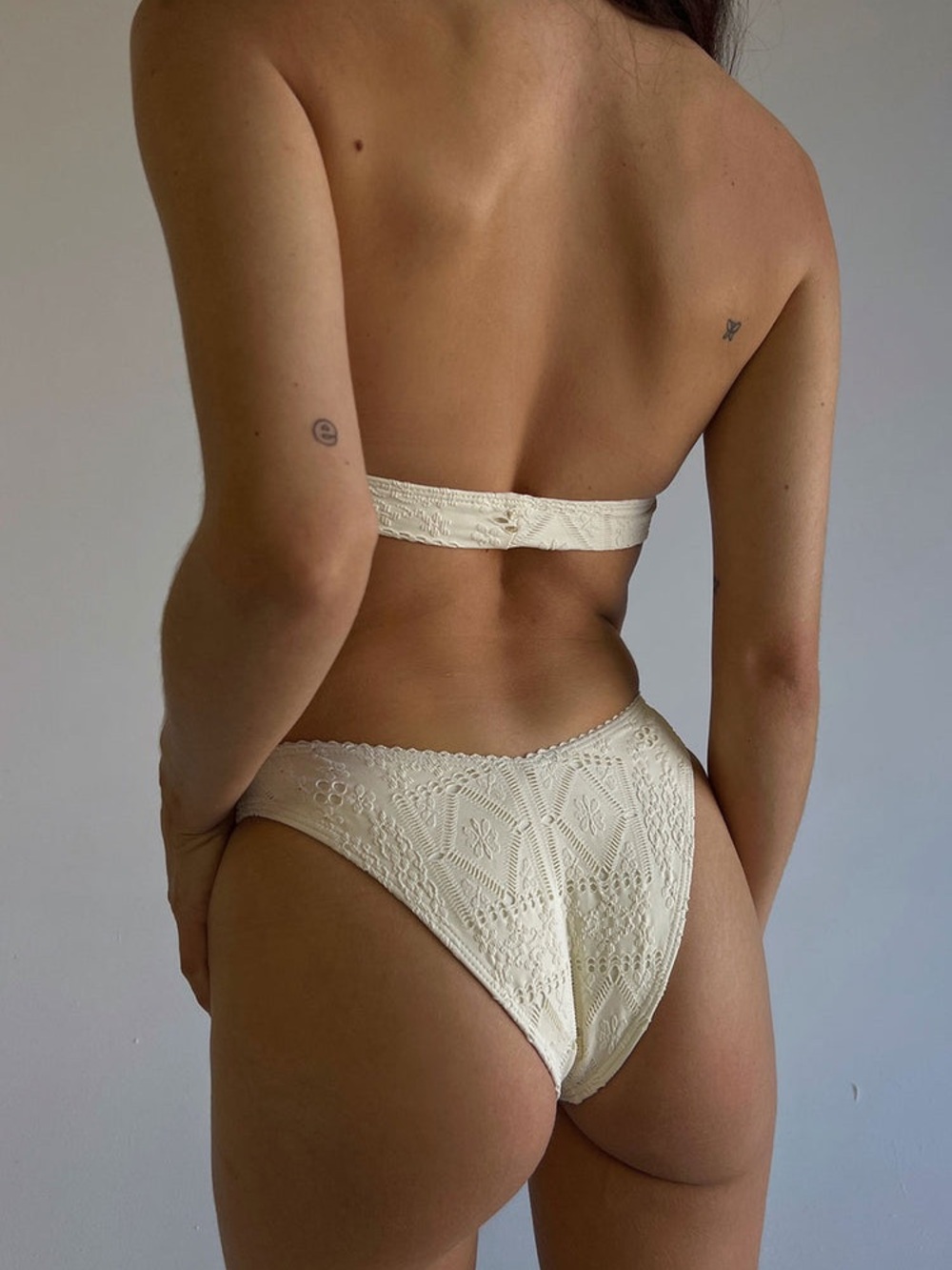 Frankie’s Bikinis Set Angel Dust - Picture 3 of 9